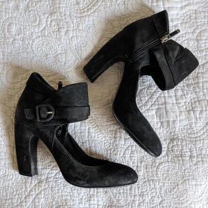 B Makowsky Black Farka Bootie/Pumps
